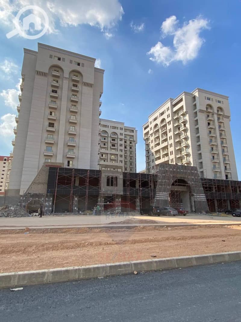 8 456 (1) (Custom). png