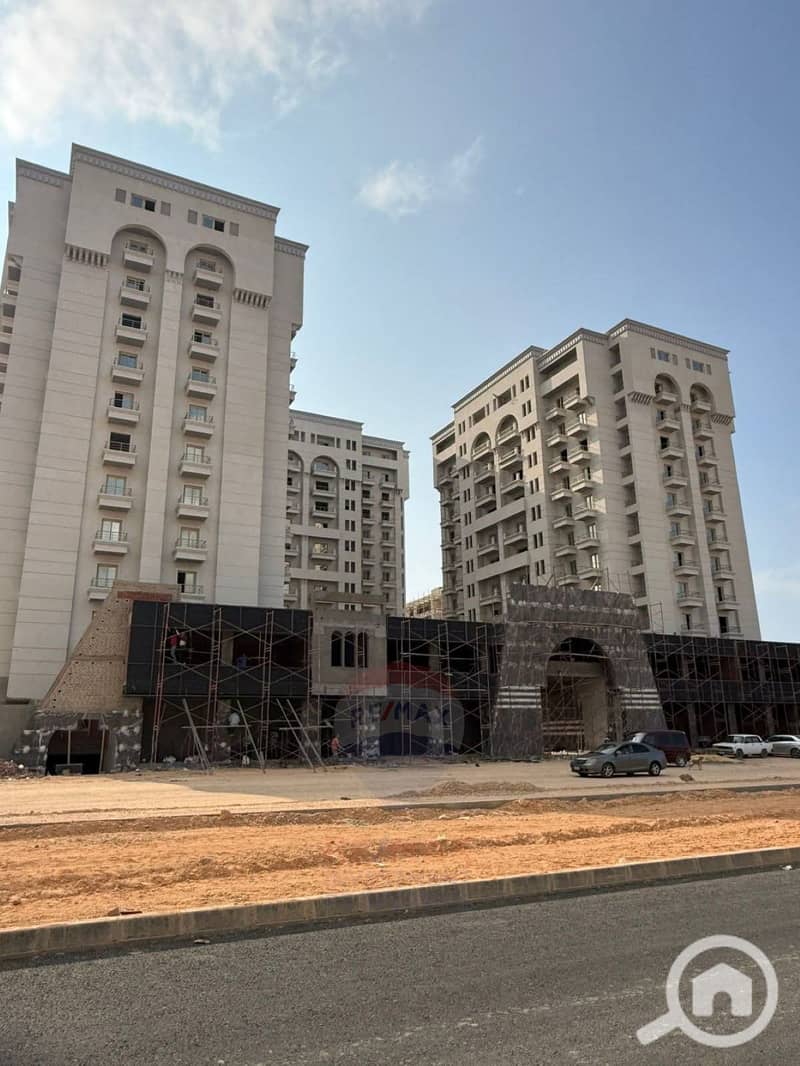 10 456 (5) (Custom). png