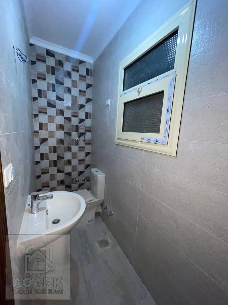 7 f8365e40-ccaf-4ac7-a39f-27ee643a9c9e. jpg