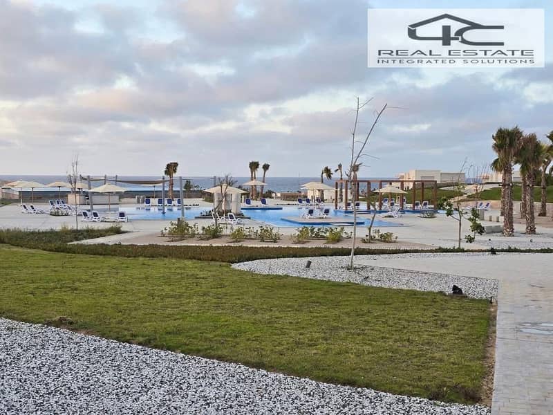 2 79436de3-099e-4a63-af3d-7823f0ab96d0. jpg