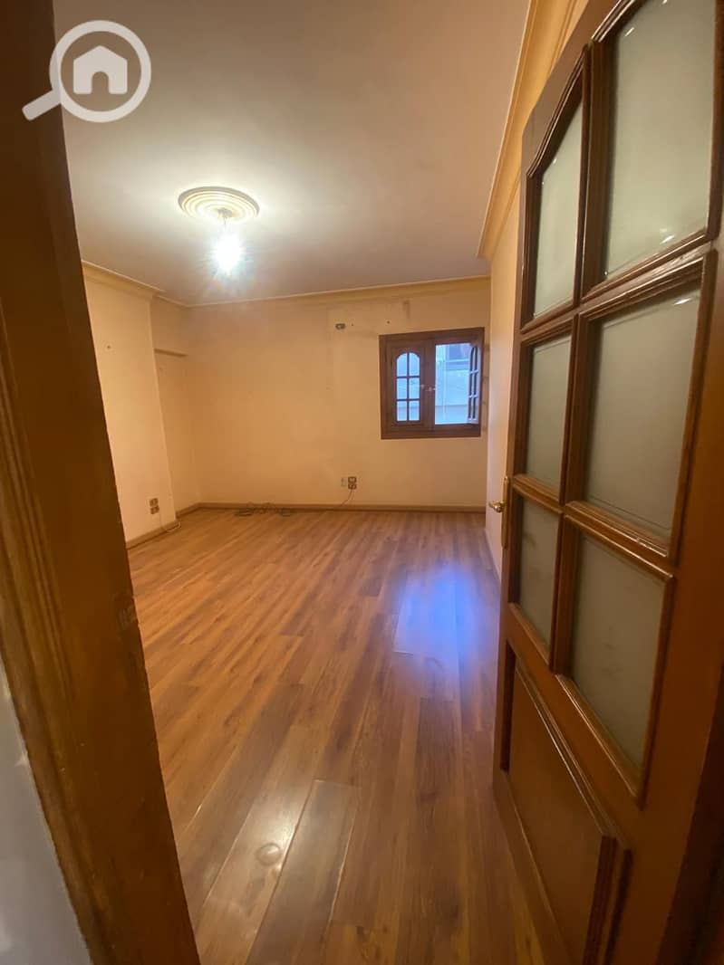 4 WhatsApp Image 2025-12-13 at 14.01. 23. jpeg