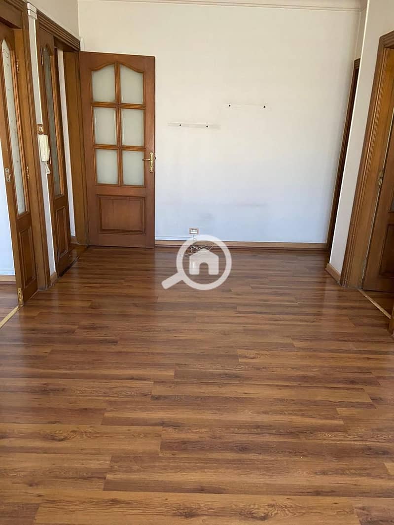 7 WhatsApp Image 2025-12-13 at 14.01. 26 (1). jpeg