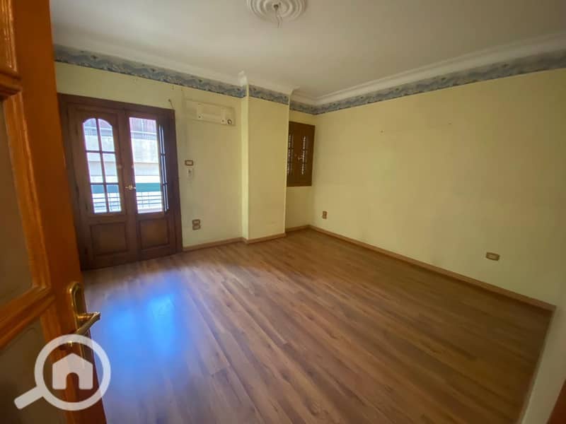 10 WhatsApp Image 2025-12-13 at 14.01. 27. jpeg