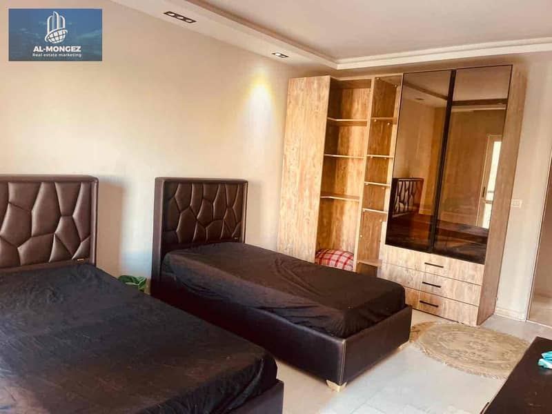 12 ce0d6f45-2e8f-42b5-942d-7eb9767ac03b. jpg