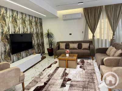 شقة 3 غرف نوم للايجار في الشيخ زايد، الجيزة - IMG-20251213-WA0042. jpg