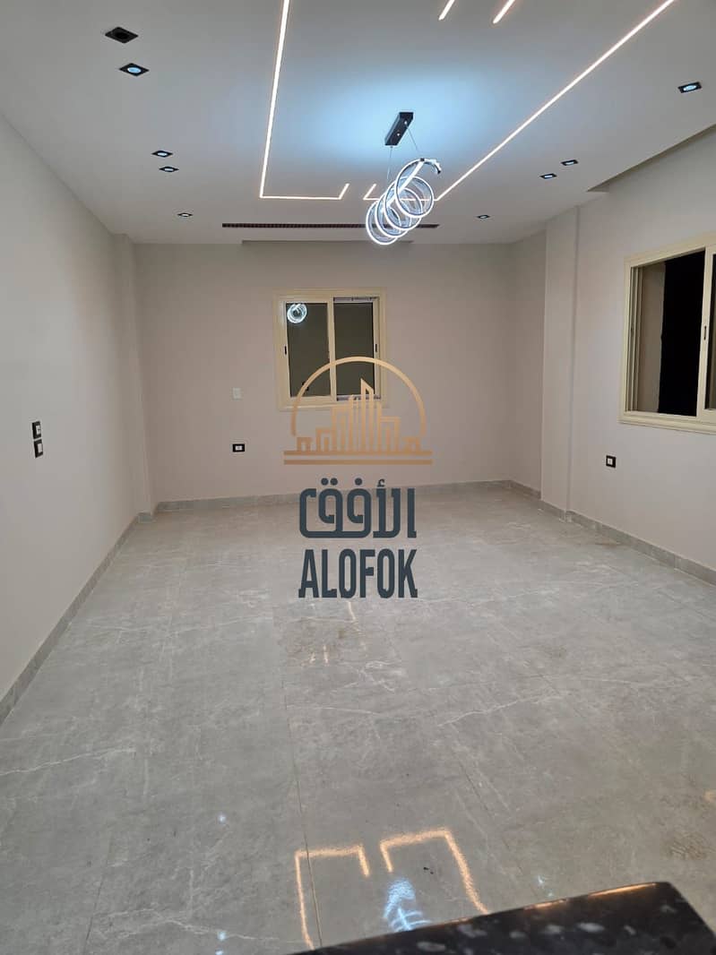 10 WhatsApp Image 2025-12-13 at 2.00. 59 PM (1). jpeg