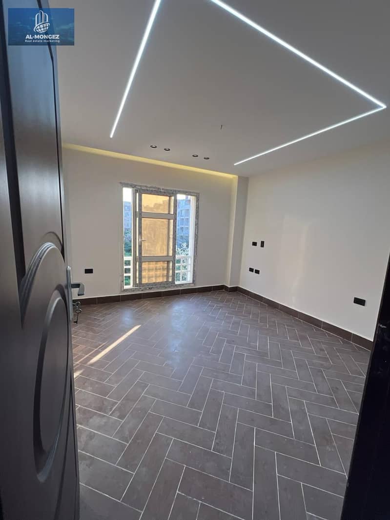 4 WhatsApp Image 2025-12-13 at 15.07. 44_5e2b58a2. jpg