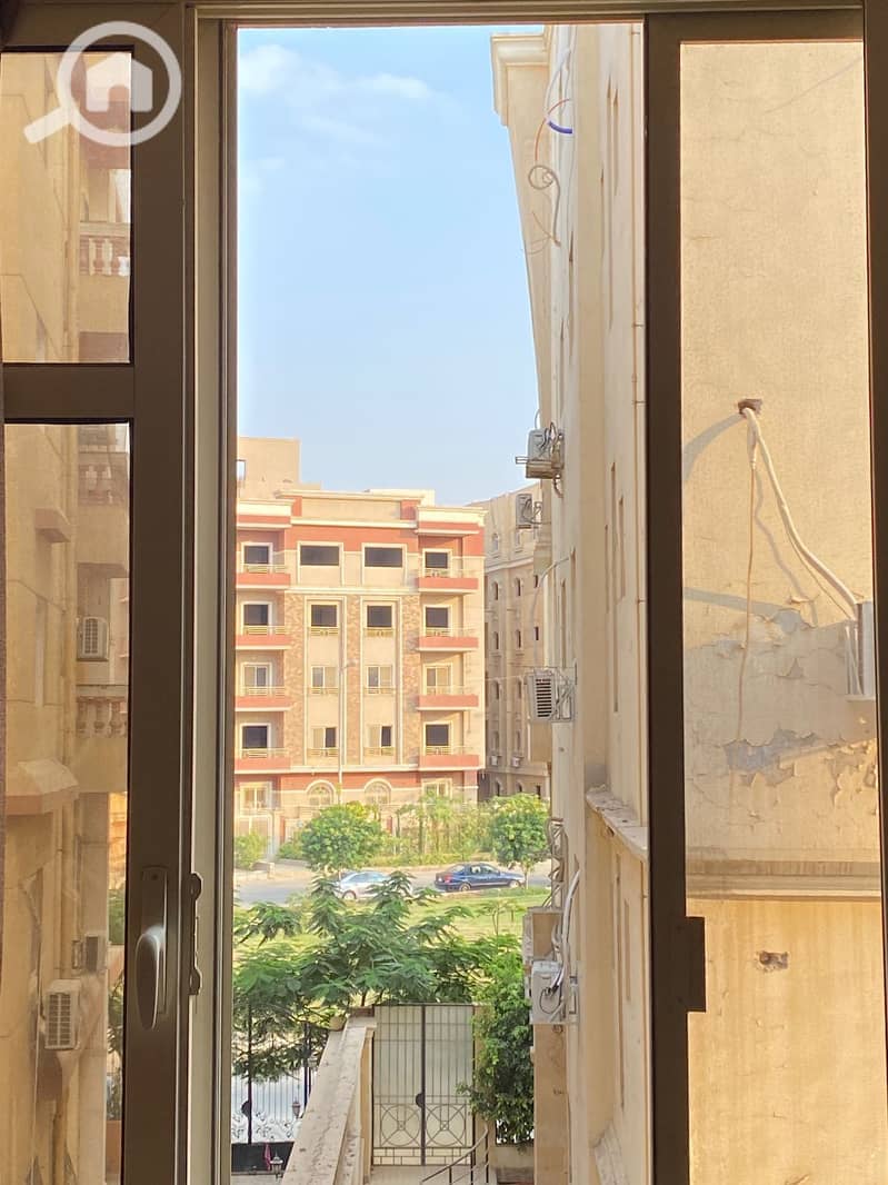 4 d3a6fa95-205b-4c21-96ca-b6da3c5c4eff. jpeg