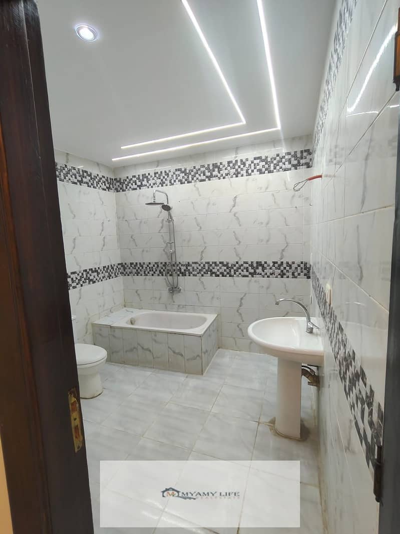 17 WhatsApp Image 2025-10-01 at 5.28. 10 PM. jpeg