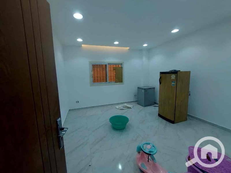 6 f5861fa5-61fa-484f-8c33-f19df688fa58. jpg