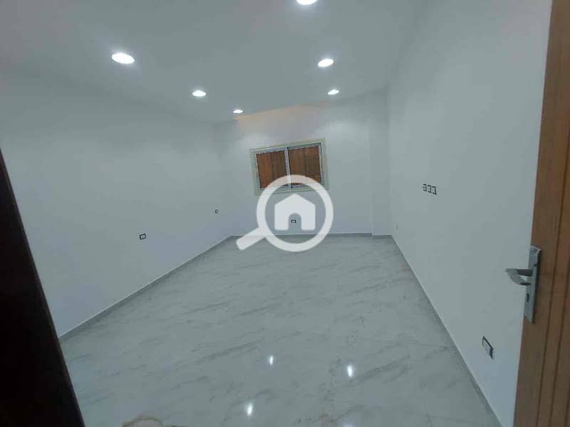 9 0154729a-0b4d-4746-8196-0b212cf37475. jpg