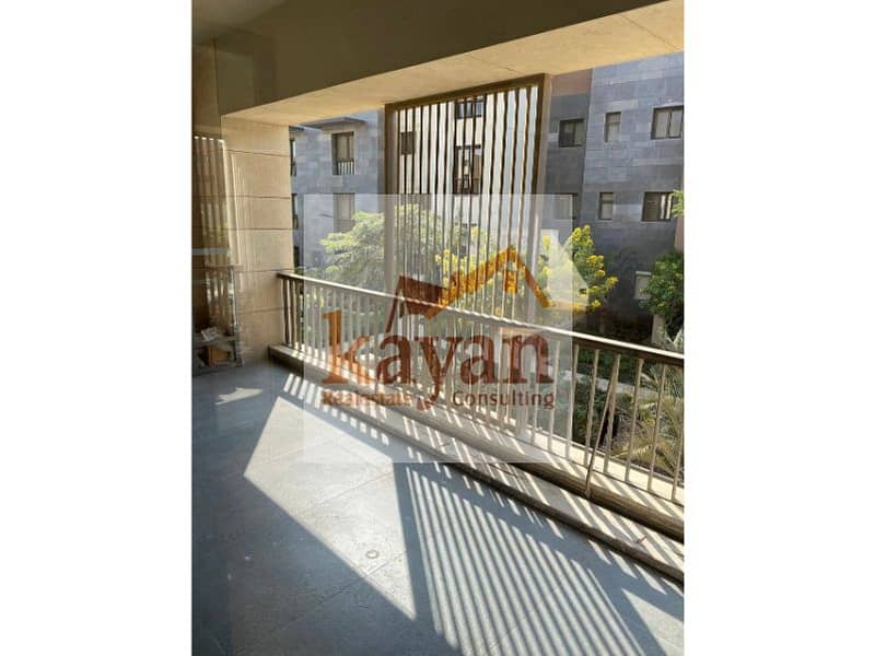 8 b5d417bc-2b53-4947-bb17-049aac5d6969. jfif. jpg