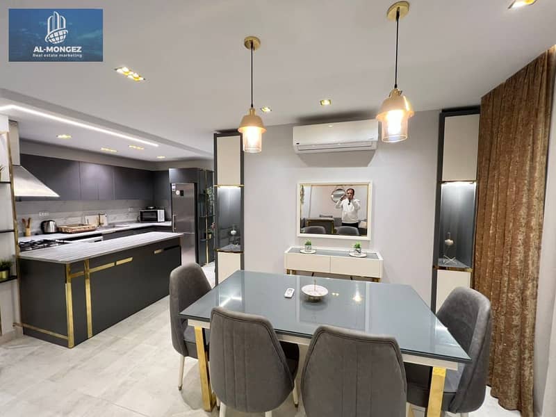 4 7b29810d-feba-4c4a-bd06-2180ed2427c4. jpg