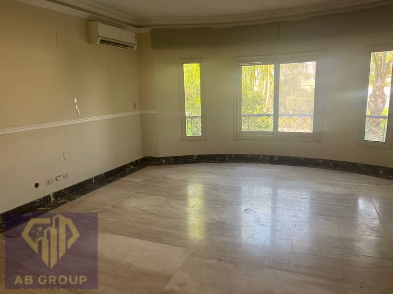 8 b365e7ea-afcd-4633-ad0d-e023c2bc1d82. jpg