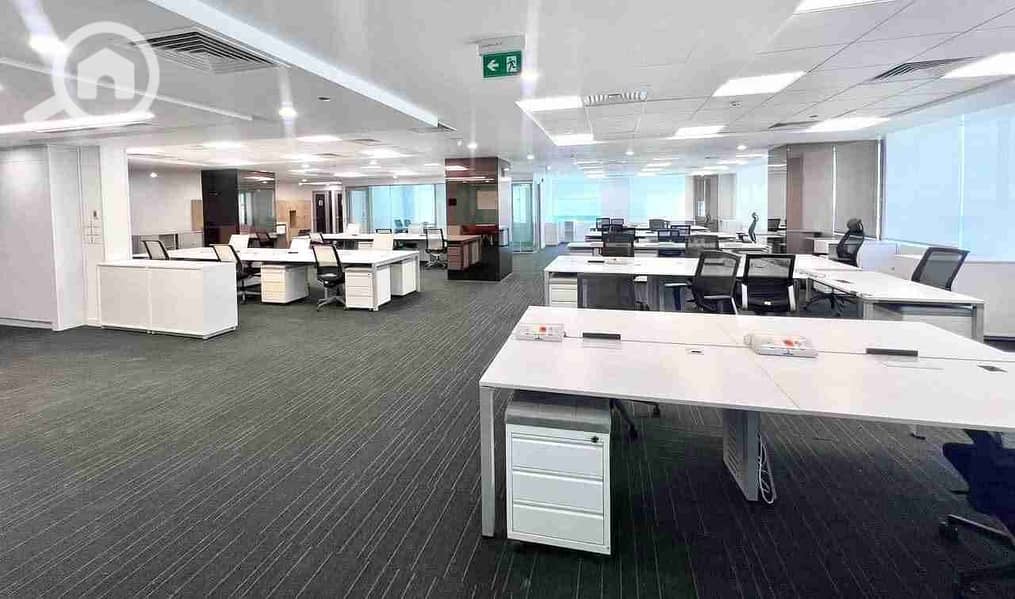 5 FB_IMG_1762190437871. jpg