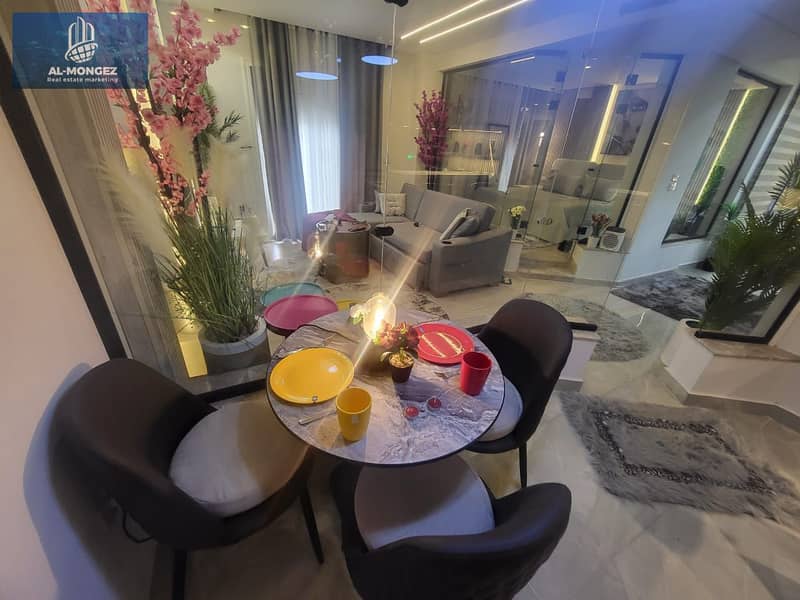 7 ec23c900-16a2-49fb-91af-fdbf4428f8d7. jpg