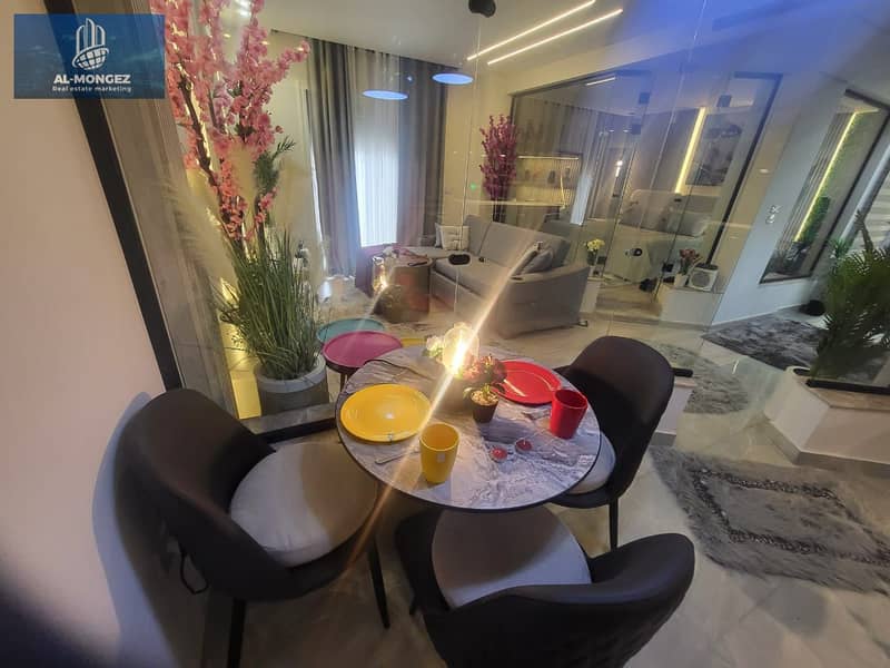 8 47276ec9-c00c-4dce-ba91-7d526b2d9429. jpg