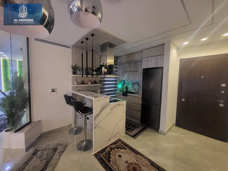 16 24d377b6-b55c-4d60-bfa4-79874a956936. jpg