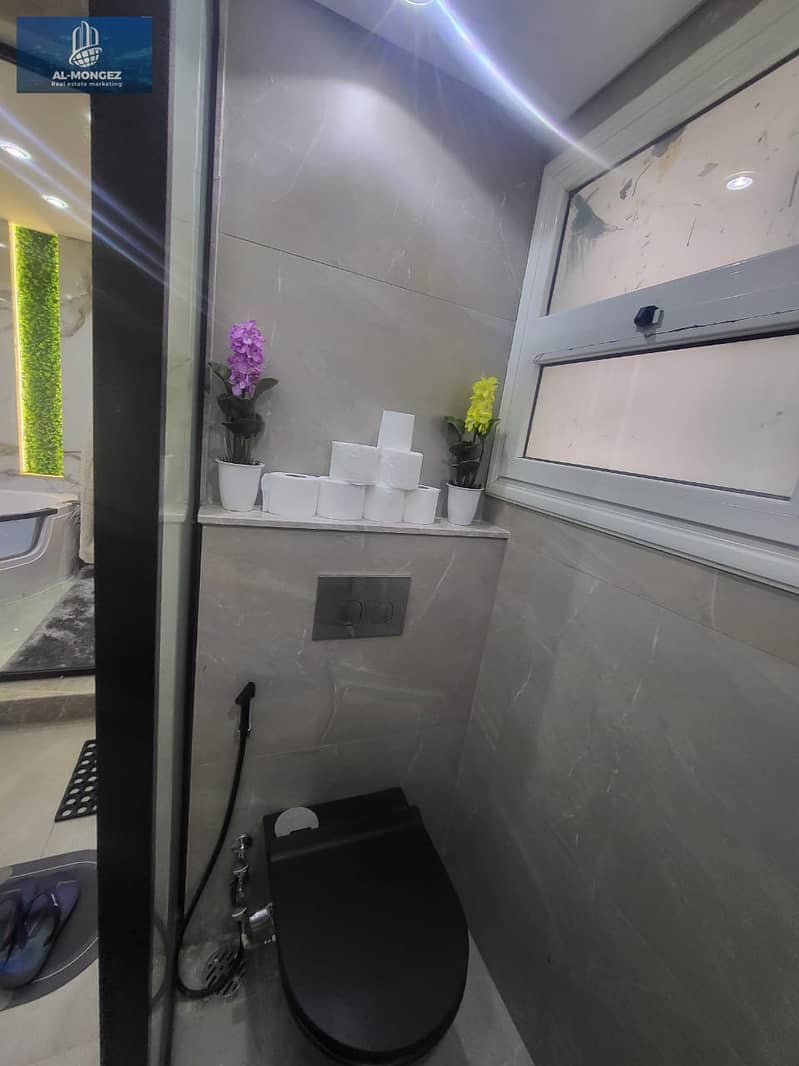 22 bd19ba52-466e-4f26-9515-c0f6b9b2b2c9. jpg