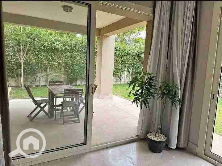 1000455523. jpg 1000455523. jpg