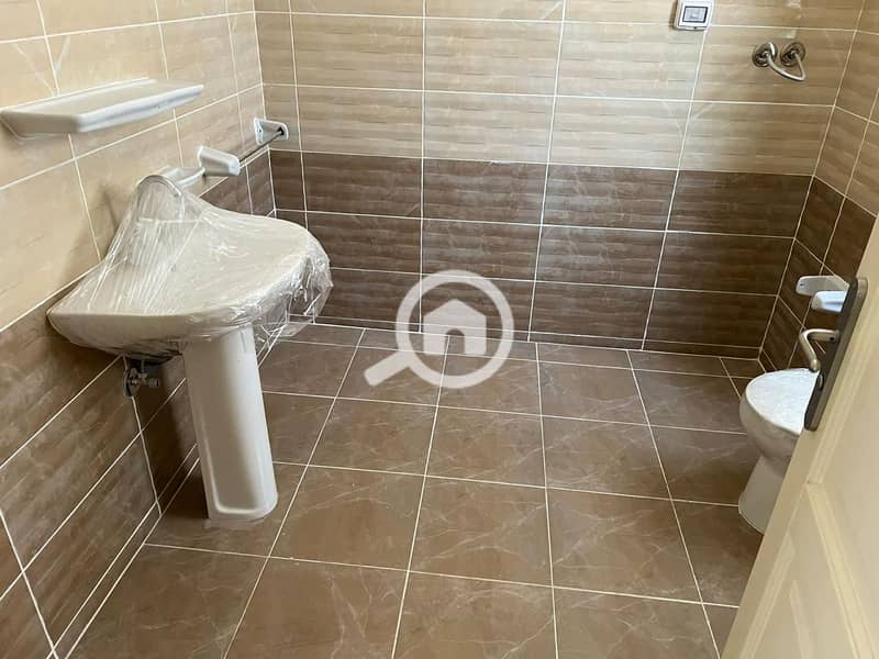 12 IMG-20251213-WA0049. jpg