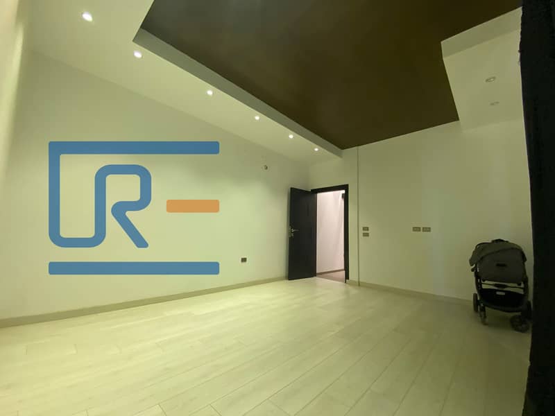 25 WhatsApp Image 2025-12-13 at 2.31. 49 PM (1). jpeg