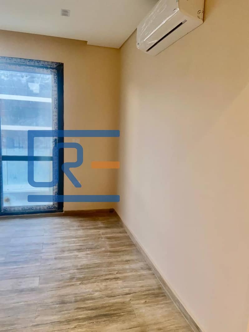 4 WhatsApp Image 2025-12-13 at 2.32. 42 PM (2). jpeg