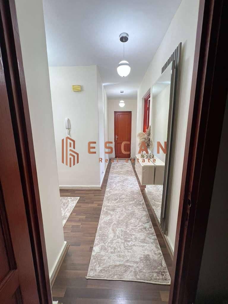 7 9d9310b0-a5df-432d-bcf2-9b4de71de296. jpeg