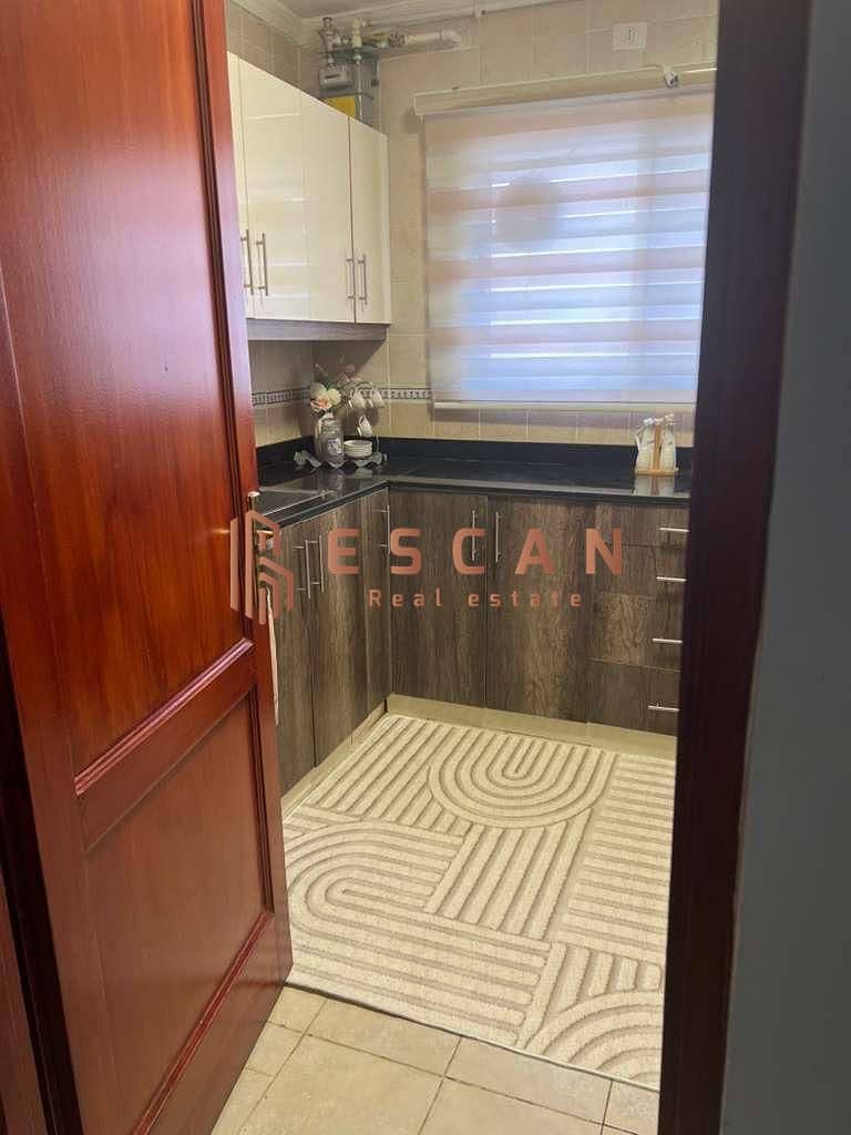 9 a96d4274-5598-4dd7-9ee7-6329e60480dc. jpeg