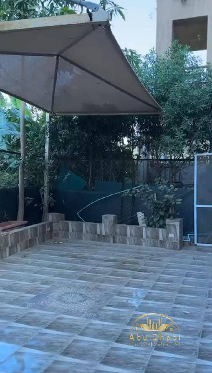 6 d633bc36-b8b5-465d-9db0-b62c4887a55c. jpg