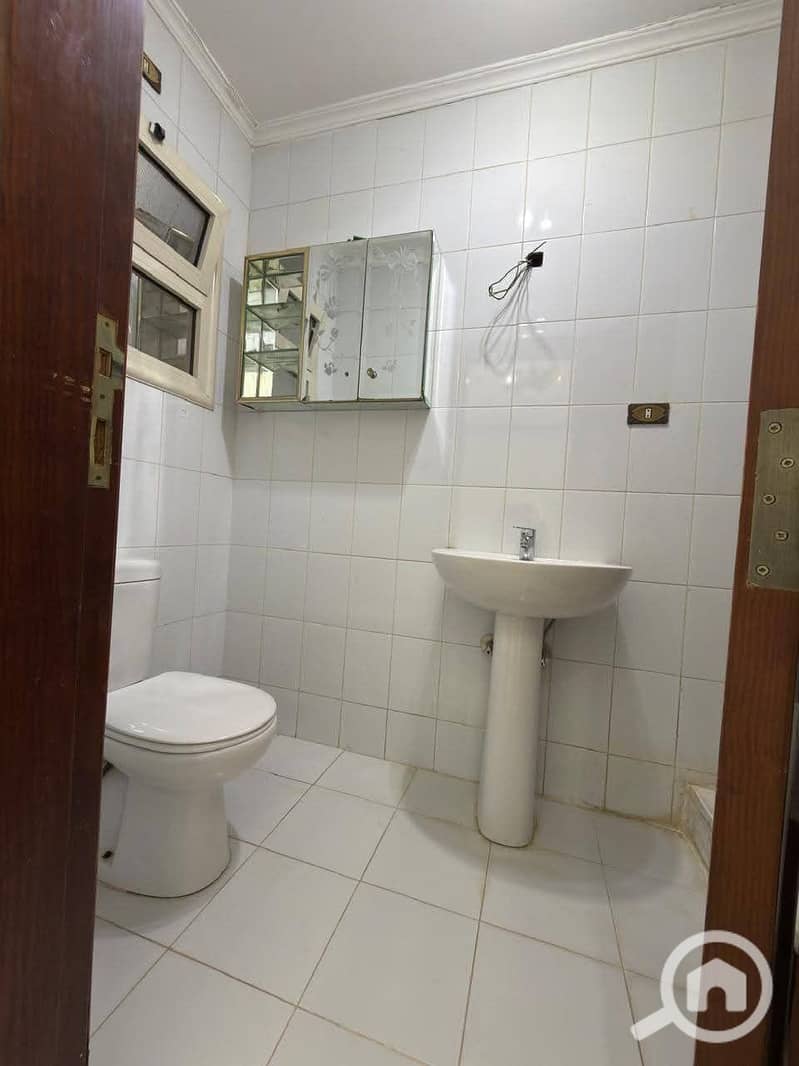 4 FB_IMG_1764784809538. jpg