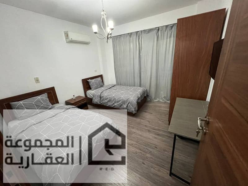 6 bdab1852-7cbb-4c8b-92bf-4ec5a3e56206. jpg