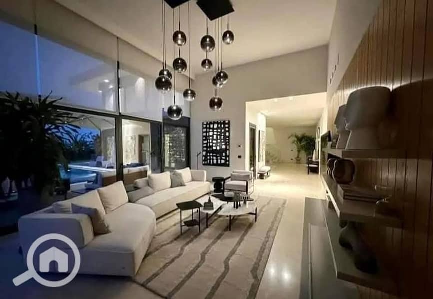 5 3b69bb7c-22c9-47b1-b9be-34c4716a34e8. jpg