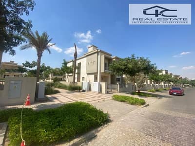 فیلا 5 غرف نوم للبيع في القاهرة الجديدة، القاهرة - WhatsApp Image 2025-12-13 at 12.55. 30. jpeg