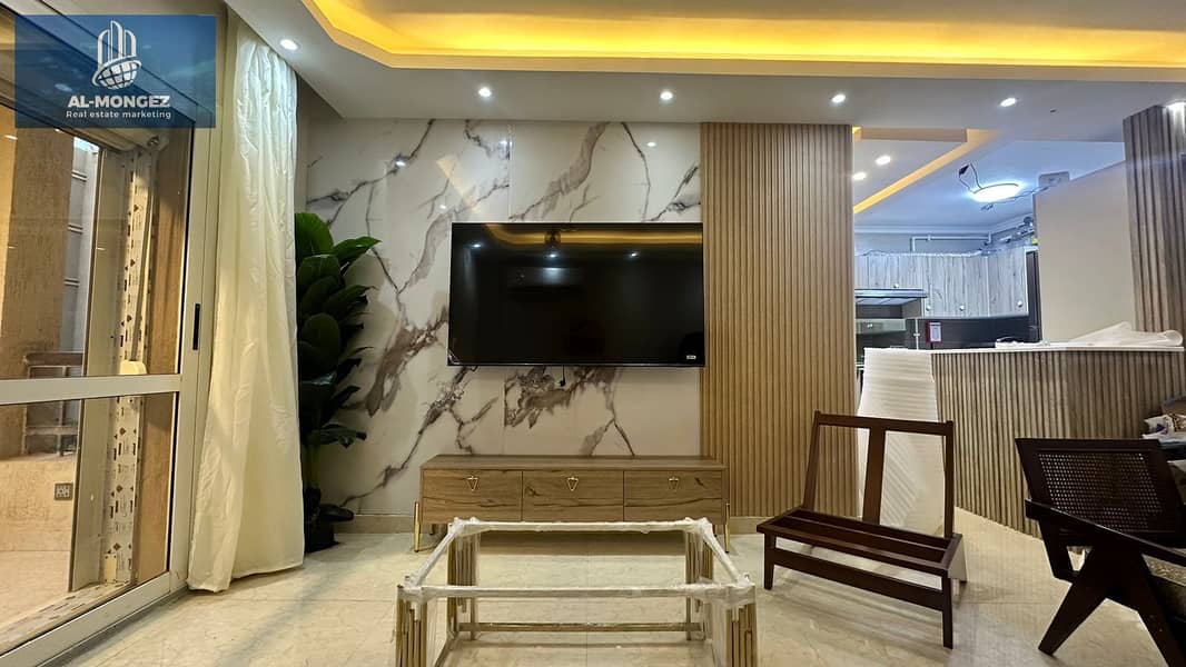 5 1f13f23c-0533-46f7-b43c-3f0e8aac50ef. jpg