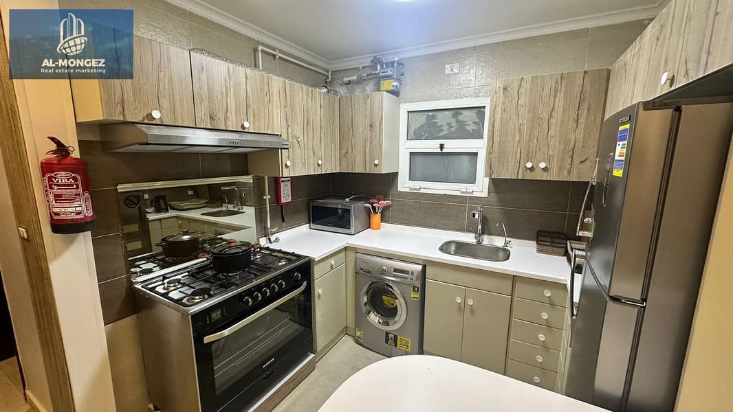 10 7cce6843-1e3f-467c-8d33-d8d80ab424d8. jpg