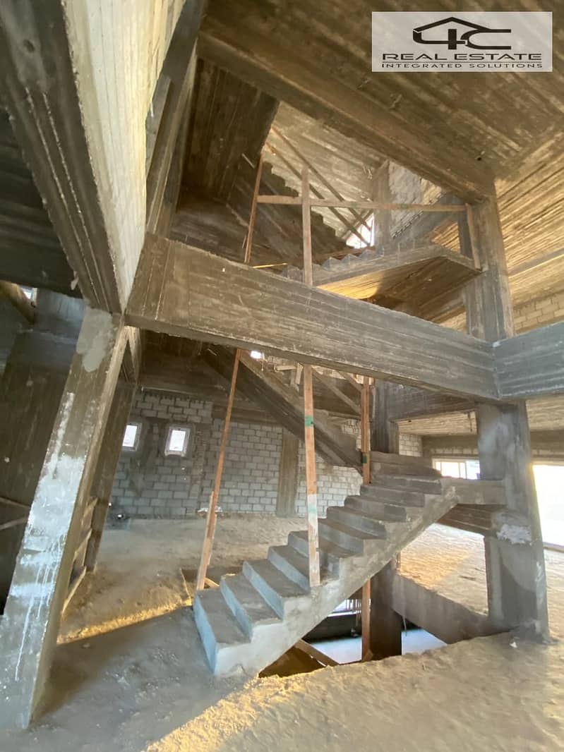 12 WhatsApp Image 2025-12-13 at 12.55. 28. jpeg