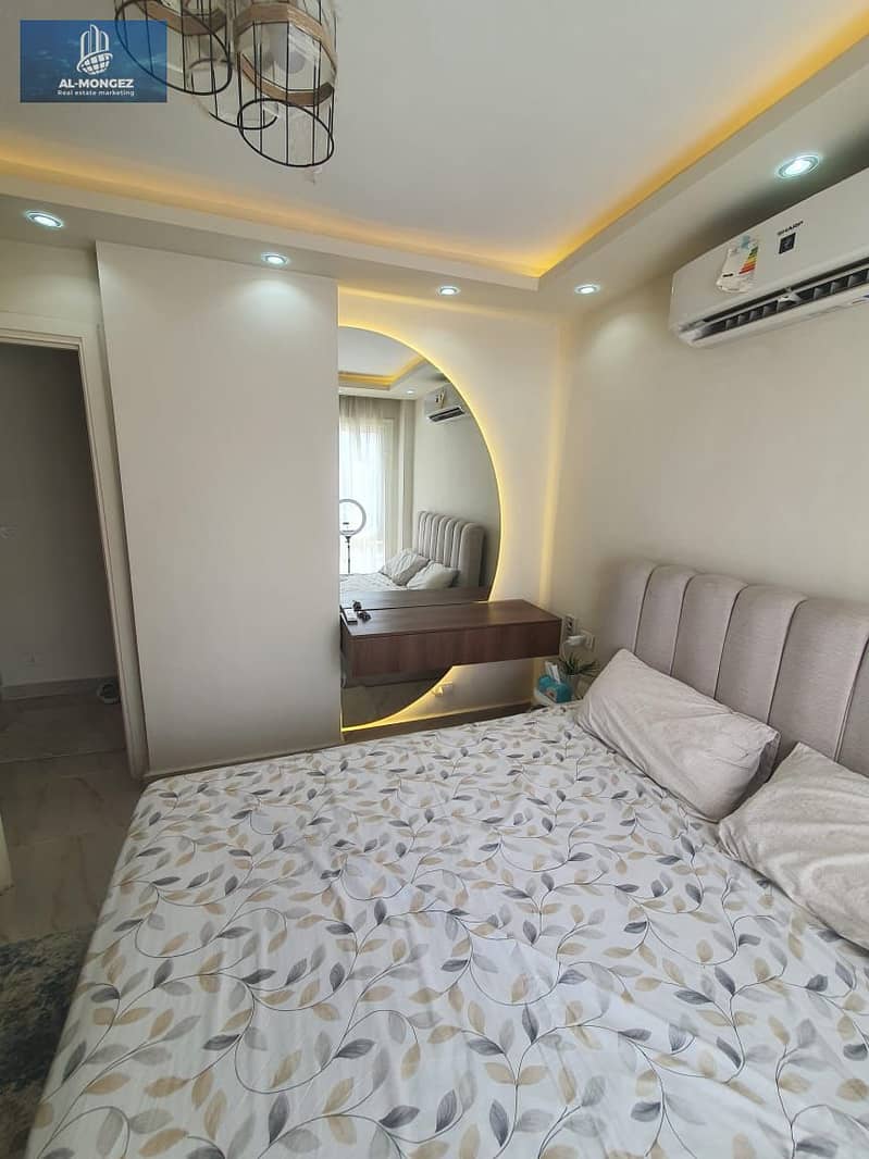 10 7ffd8649-890a-44b9-a08f-dea63184a683. jpg