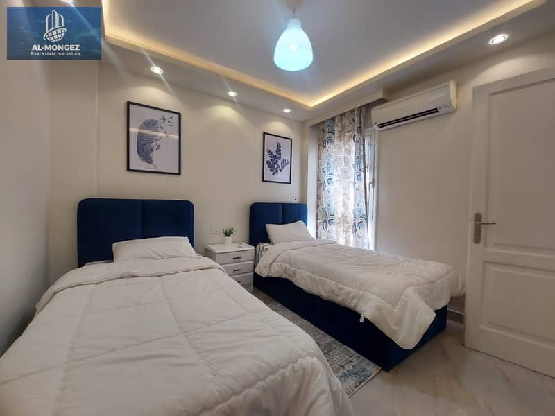 12 51fa8e4d-061b-4f9f-9c13-1f530fbe856f. jpg