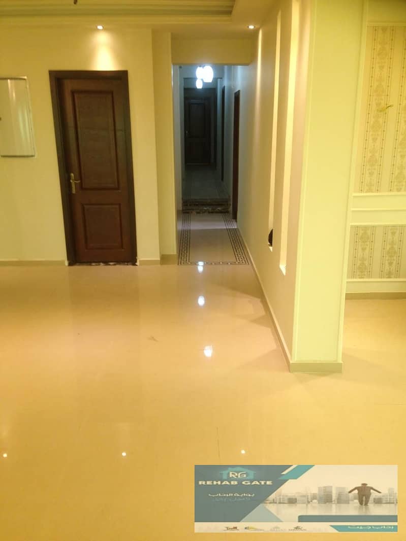 4 1f460155-020f-4c4f-a5a5-c9df7b50494c. jpg