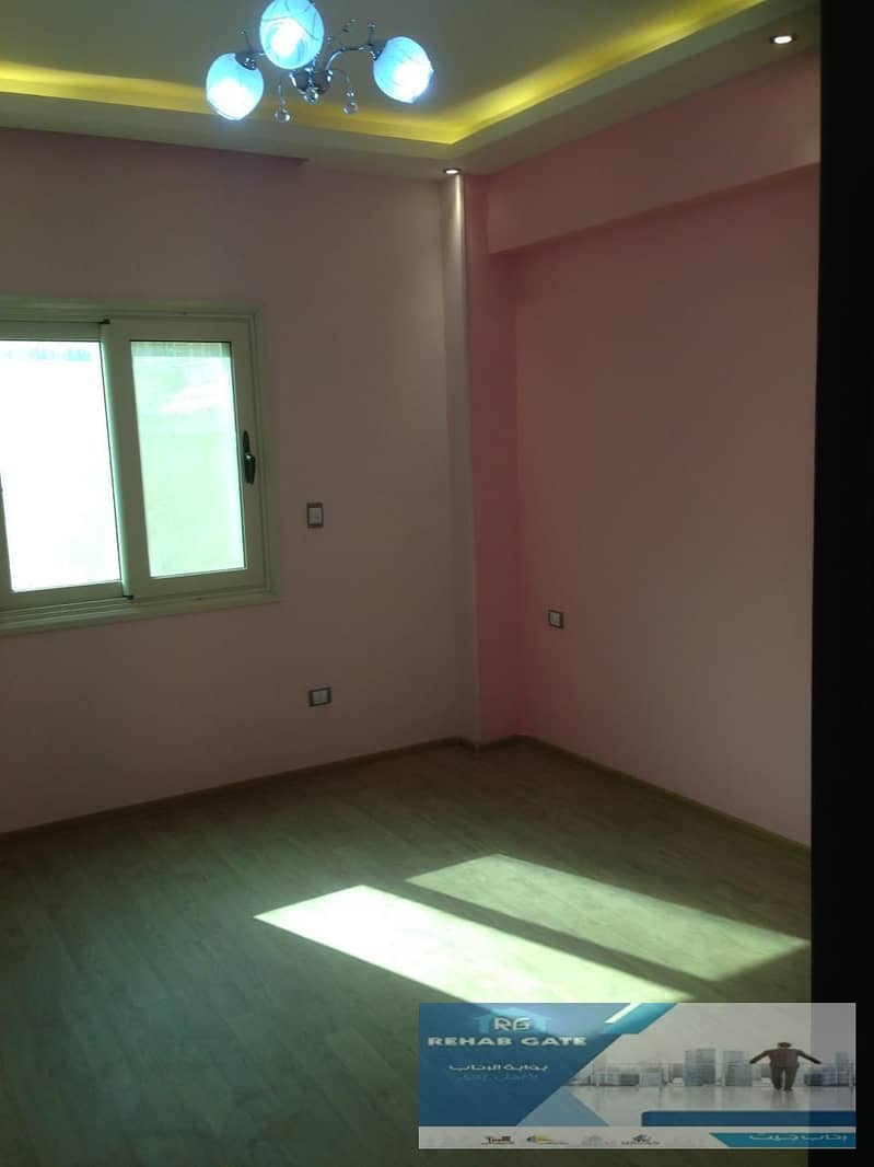 10 2efc3e08-d6b3-44d9-9163-bb3bad5cb7da. jpg