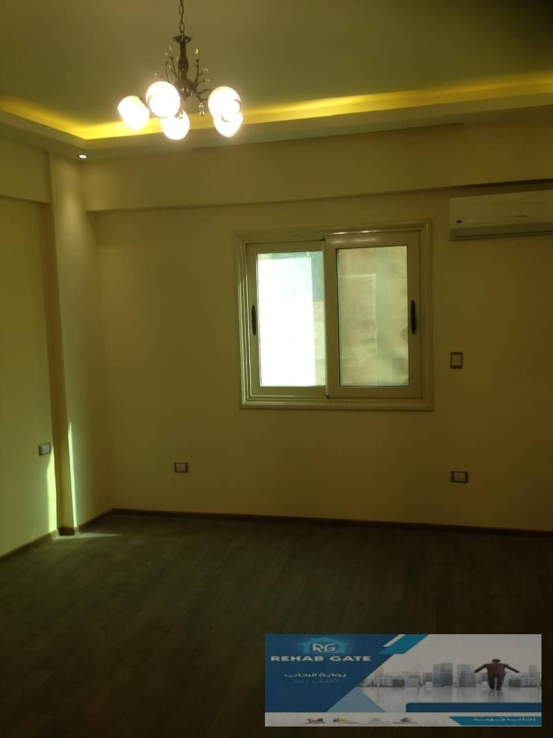 12 0be241fb-4cd1-47e8-948e-20a19c35a72a. jpg