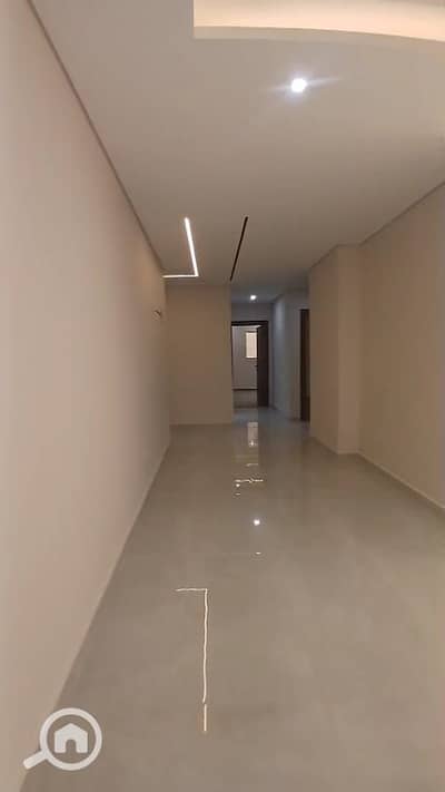 3 Bedroom Flat for Sale in New Cairo, Cairo - f85f3efe-62c5-4211-b199-f11e2b9a3dfa. jpg