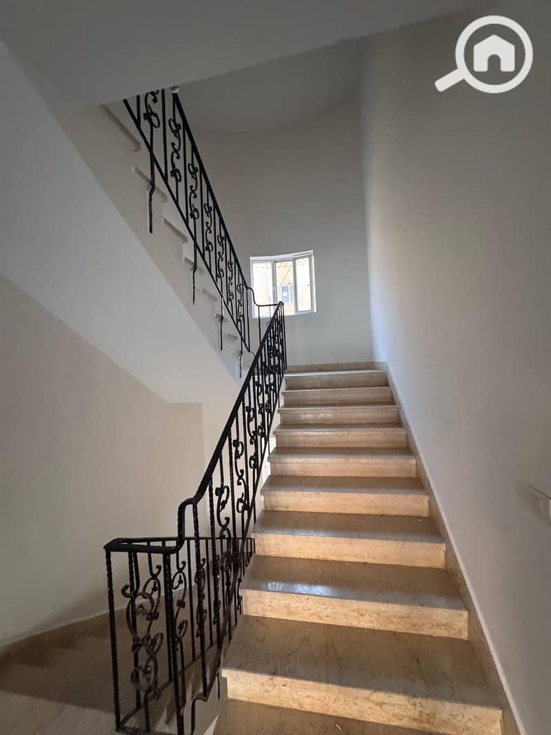 32 WhatsApp Image 2025-12-13 at 2.02. 10 PM (1). jpeg