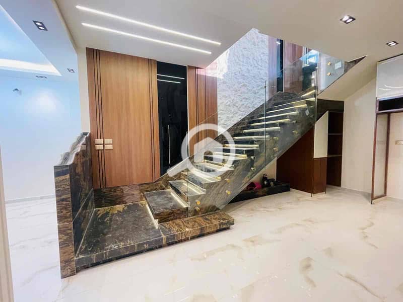 6 02b332a9-cf6e-44d0-9662-b7580811da79. jpg