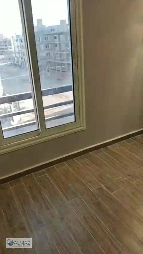 35 WhatsApp Image 2025-12-13 at 3.30. 42 PM (4). jpeg