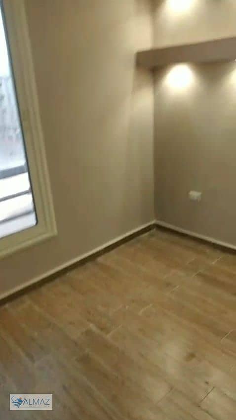 38 WhatsApp Image 2025-12-13 at 3.30. 43 PM (2). jpeg