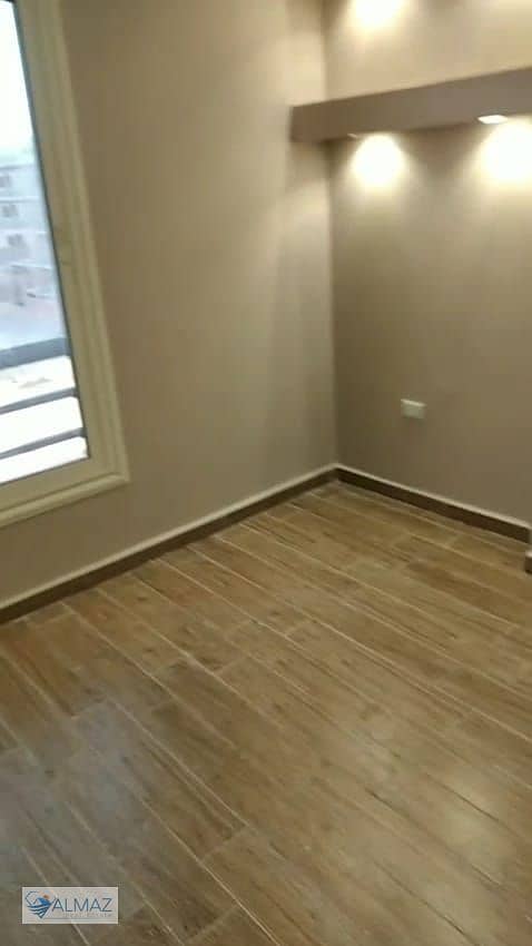 39 WhatsApp Image 2025-12-13 at 3.30. 43 PM. jpeg