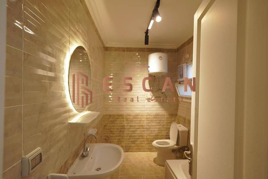 15 5f6e15ce-6c1a-4d8d-9f1b-5cb3e5ec2964. jpg