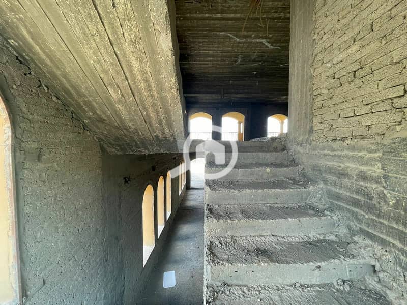 8 c3e5ad01-19e9-454c-a141-f47158540be5. jpg